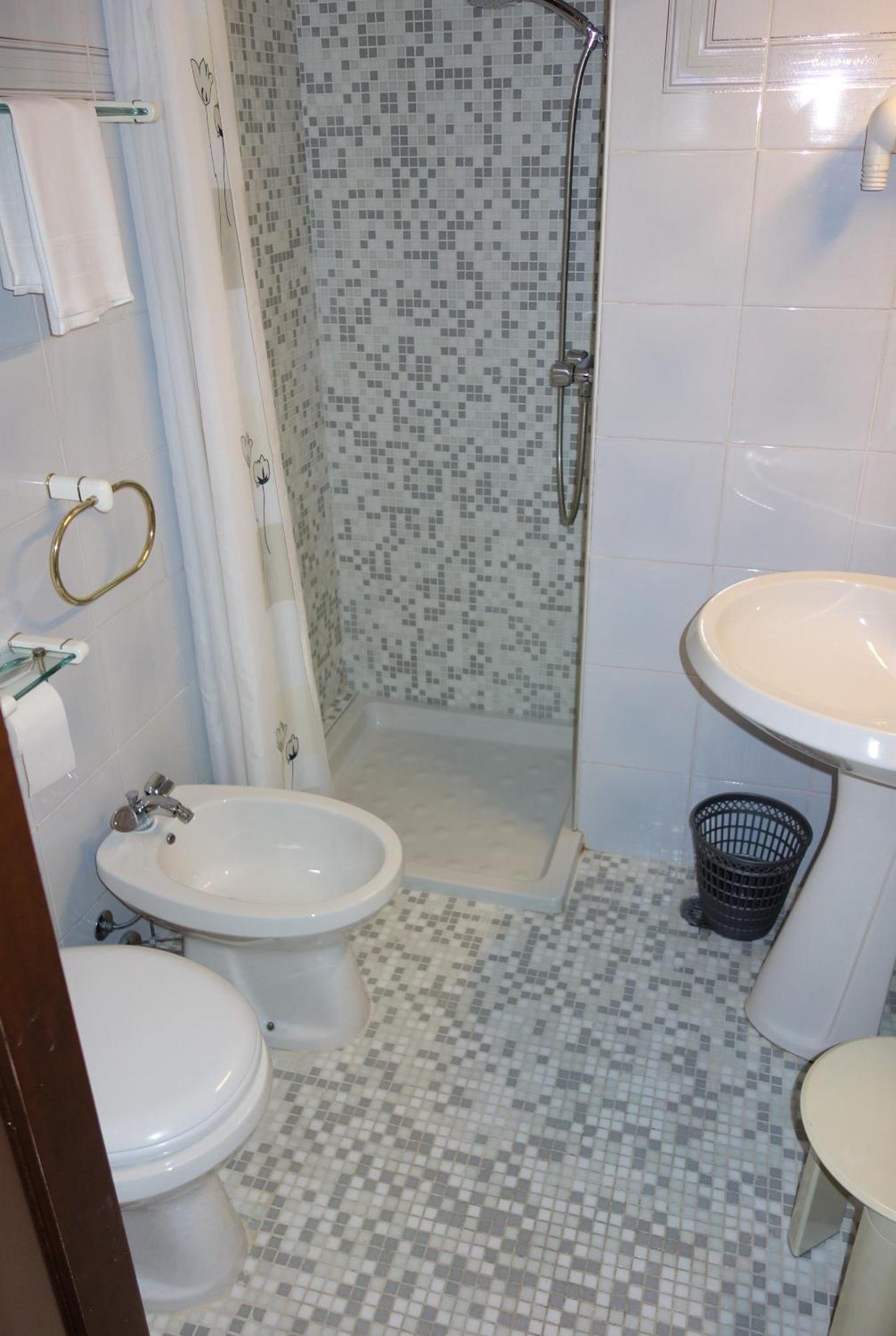 Single Room,1084634629:JPEG